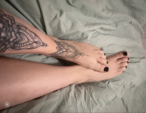 OnlyFans cuenta midnightfeetfun header 2