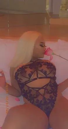OnlyFans cuenta melanie__fox header 2