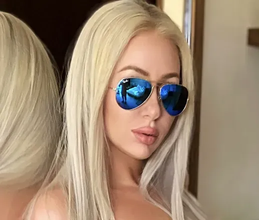 OnlyFans account  ariannajolievip avatar 1