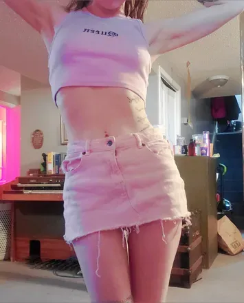 OnlyFans cuenta c0urtn3yl0ve avatar 1