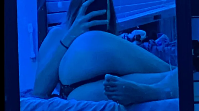 OnlyFans cuenta sincerelynovaa header 2