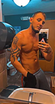 OnlyFans account  demon8985 avatar 1