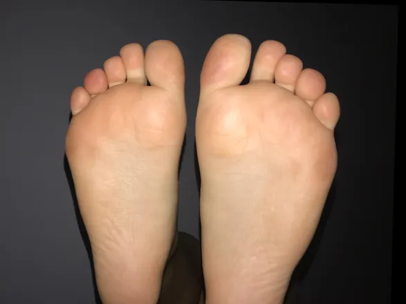 OnlyFans cuenta maiziesummer header 2