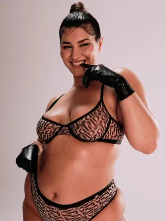 OnlyFans account  queenamazonian avatar 1