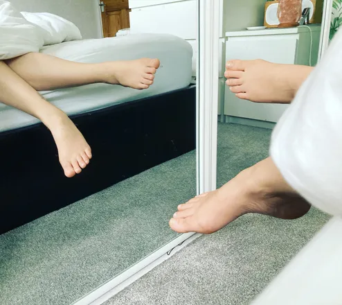 OnlyFans cuenta walkwithenglishsole header 2