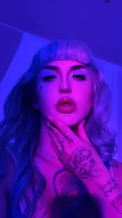 OnlyFans cuenta powderblupretty avatar 1