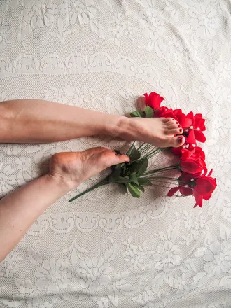 OnlyFans account  tovasprettyfeet header 2