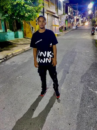 OnlyFans cuenta the_boy_ray header 2