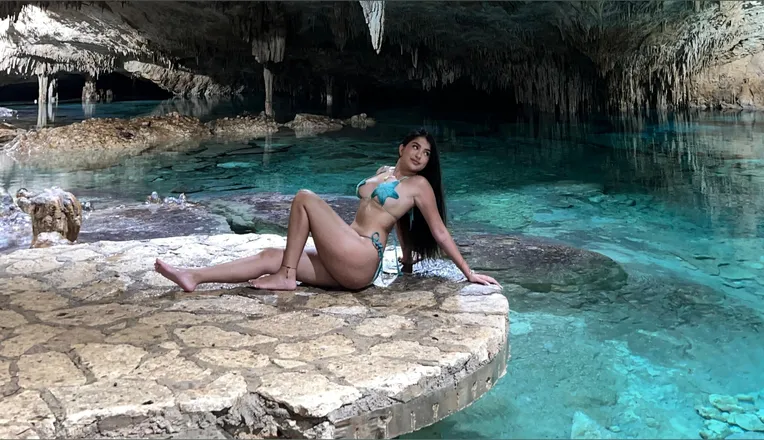 OnlyFans cuenta lorenagarzon header 2