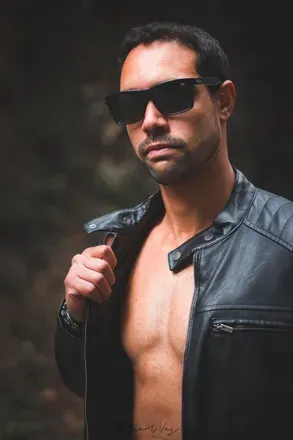OnlyFans account  binho2003 avatar 1