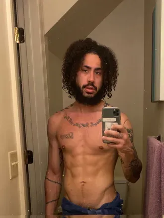 OnlyFans cuenta ricopapi703 header 2