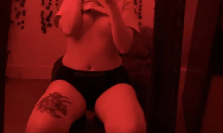 OnlyFans cuenta x.honeybug.x header 2