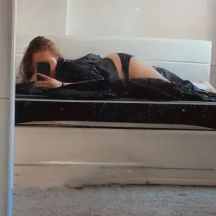 OnlyFans cuenta sxxyhanna header 2