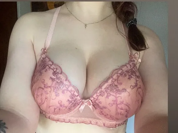 OnlyFans cuenta sarahskittykat header 2