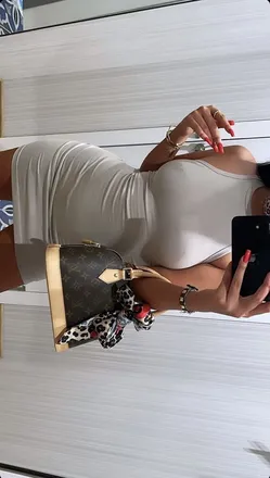 OnlyFans cuenta melanie_2023 header 2