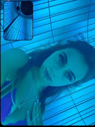 OnlyFans cuenta livvylotts header 2
