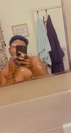 OnlyFans cuenta savykisses avatar 1