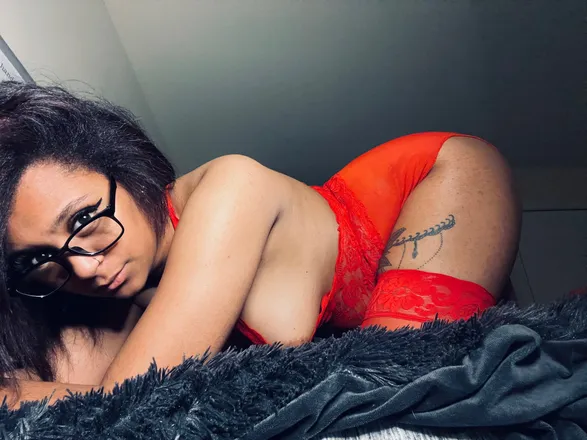 OnlyFans cuenta naughty.nelliie header 2