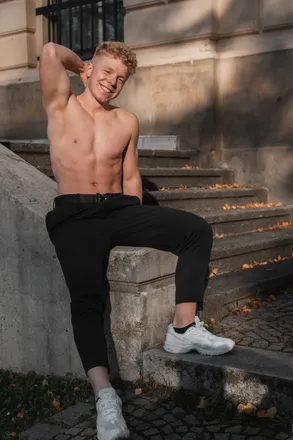 OnlyFans cuenta julien_cap header 2