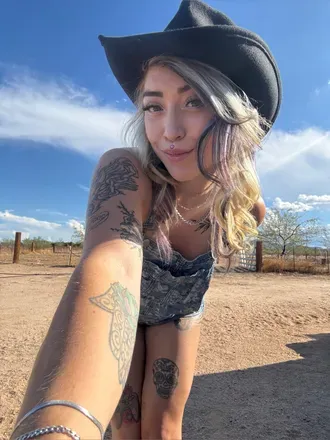 OnlyFans account  stacysmom_xoxo avatar 1