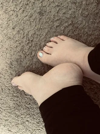 OnlyFans cuenta feetareus2021 avatar 1