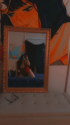 OnlyFans cuenta bri.ella header 2