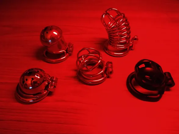 OnlyFans cuenta kitteninbondage header 1