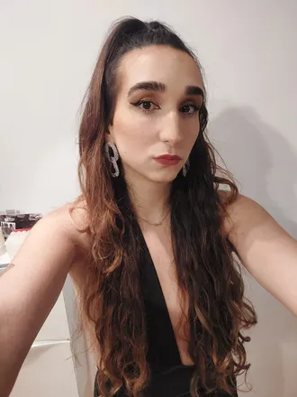 OnlyFans cuenta tiaralajoia header 2
