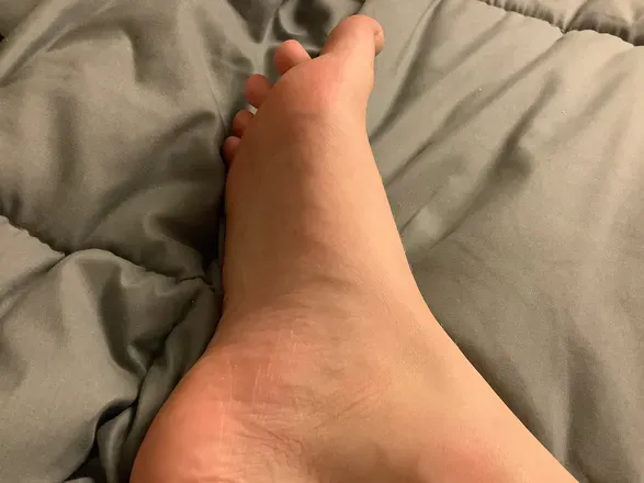 OnlyFans account  best-feet-on-of header 2