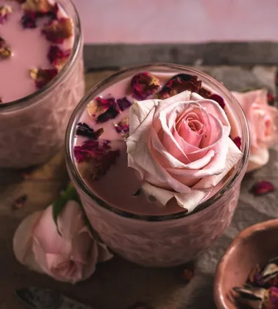 OnlyFans cuenta rose_cream_latte header 2