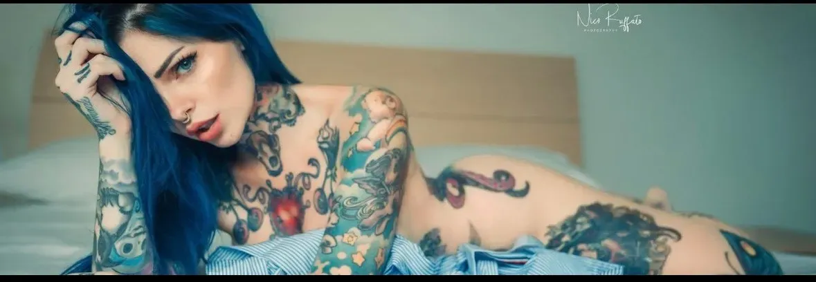 OnlyFans account  riae_ header 2