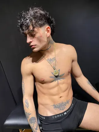 OnlyFans cuenta exclusiveboy333 avatar 1