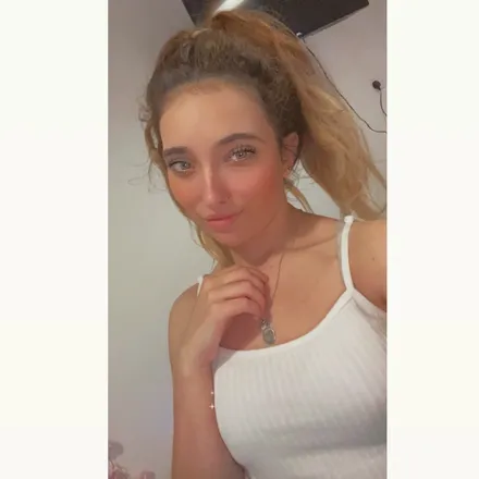 OnlyFans cuenta chelseyyy98 header 2