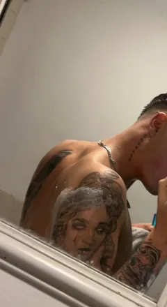 OnlyFans cuenta mattybigboyruizjr header 2