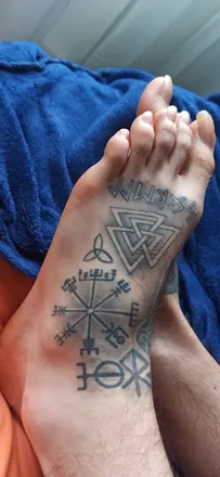 OnlyFans cuenta feetandnails3 header 2