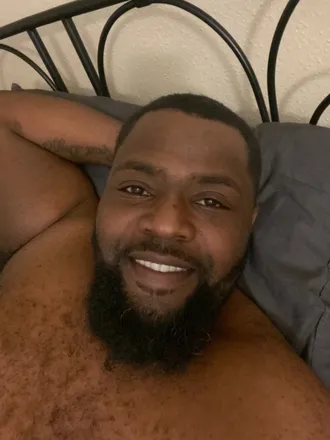 OnlyFans cuenta prettyteethteddy header 2