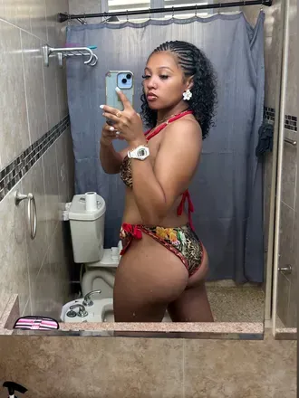 OnlyFans cuenta layababy0 avatar 1