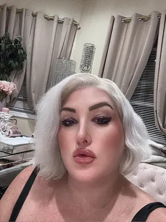 OnlyFans account  sarasummer79 header 2