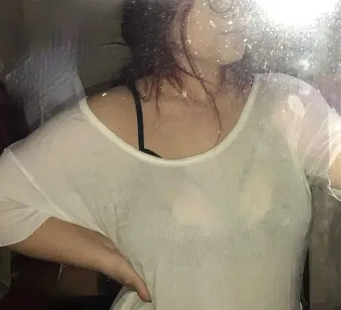 OnlyFans cuenta revealingravenanon avatar 1