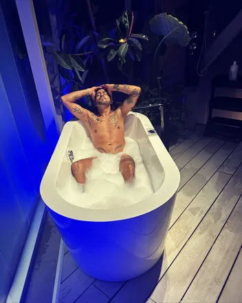 OnlyFans cuenta soyrobertooficial header 2
