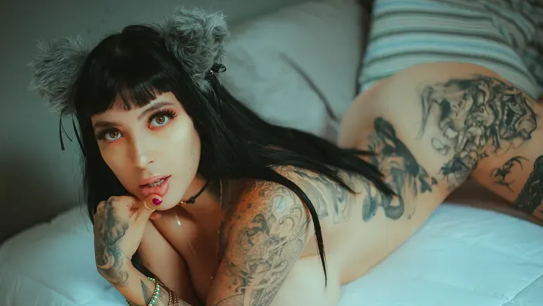 OnlyFans account  pequitas.free header 2