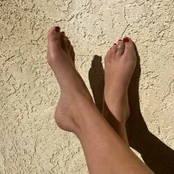 OnlyFans cuenta belowbeesknees avatar 1