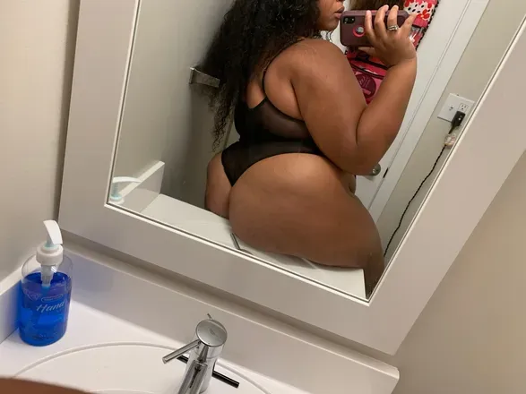 OnlyFans cuenta mzhoney29 avatar 1