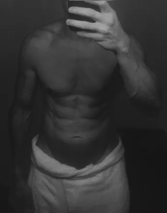 OnlyFans cuenta leekendall header 2