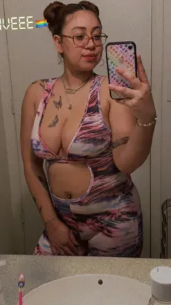 OnlyFans cuenta xolucious_peachxo avatar 1