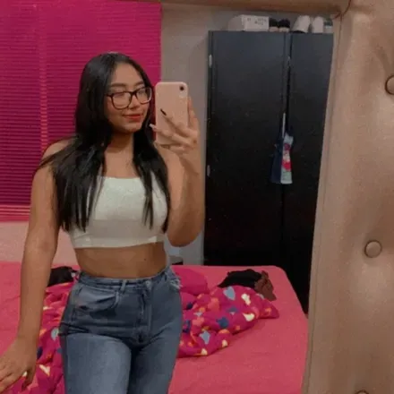 OnlyFans account  loreeeeeeeee06 header 2