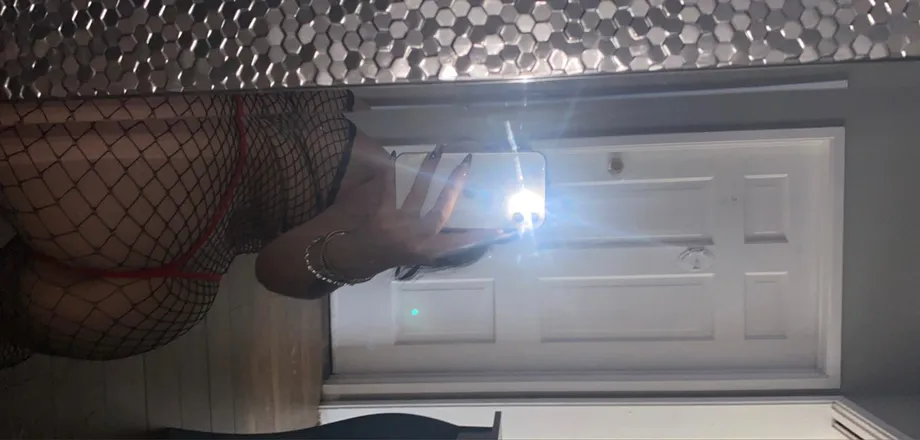 OnlyFans cuenta lover_gal4 header 2