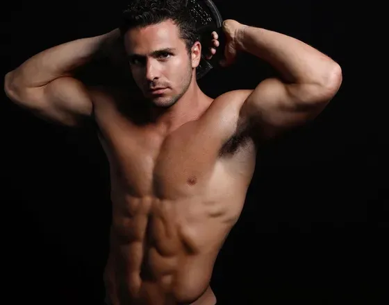 OnlyFans account  lukaspericles avatar 1