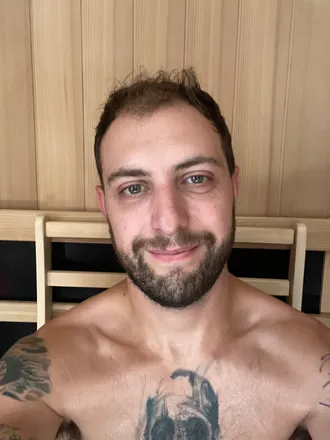 OnlyFans cuenta kinky_bartender header 2