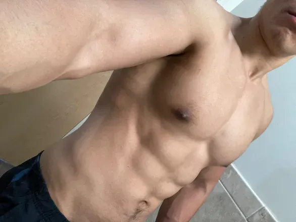 OnlyFans account  biasianstud avatar 1
